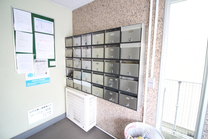 物件外観写真6　(建物設備)