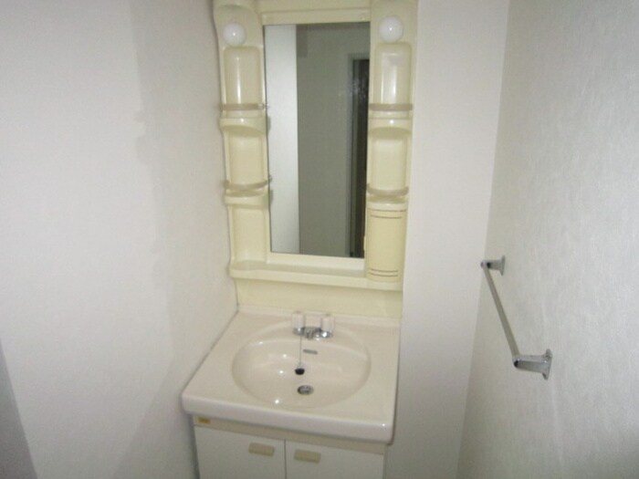 物件内観写真10　(洗面)