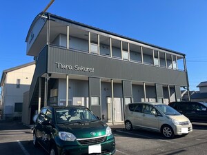 Ｔｉａｒａ　Ｓａｋｕｒａｉ外観写真