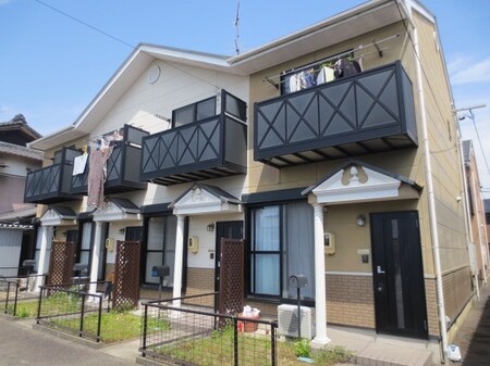 ＲＩＶＥＲＴＥ岩倉外観写真