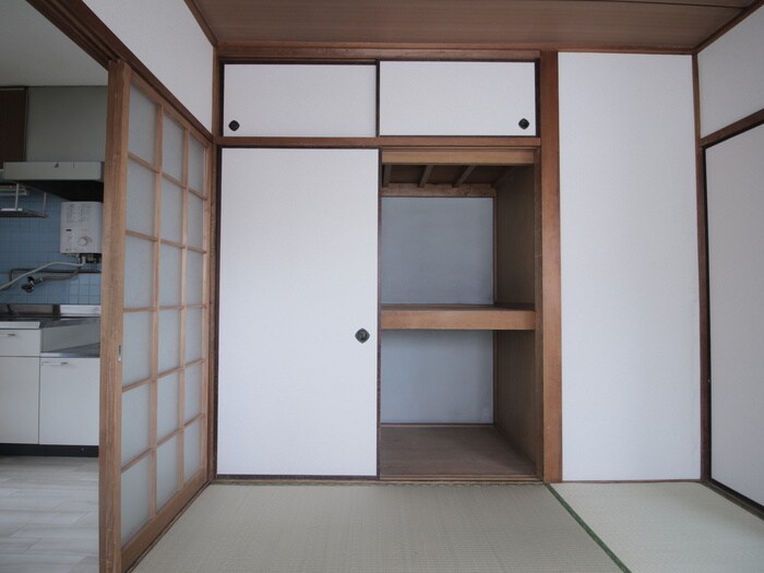 物件内観写真9　(収納)