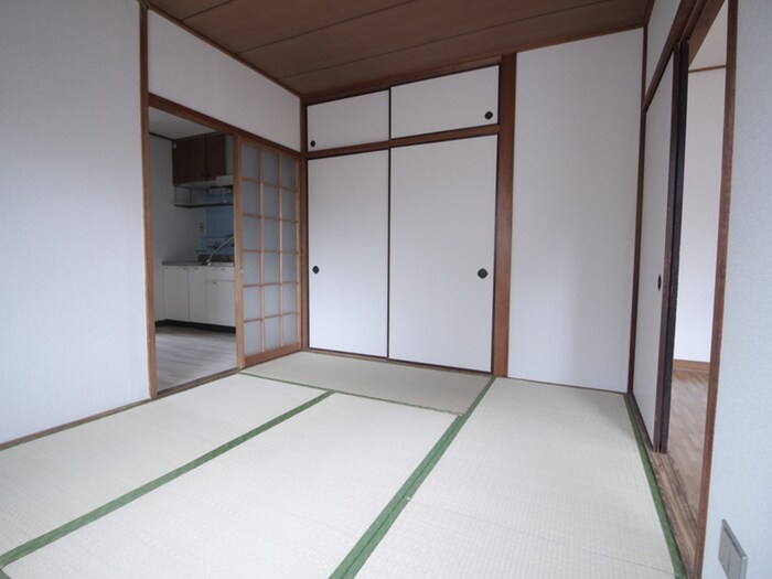 物件内観写真11　(居室)