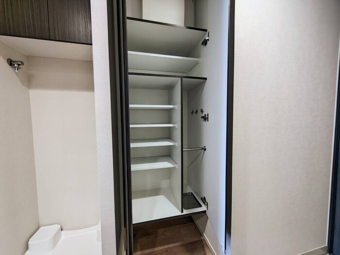 物件内観写真19　(靴箱)