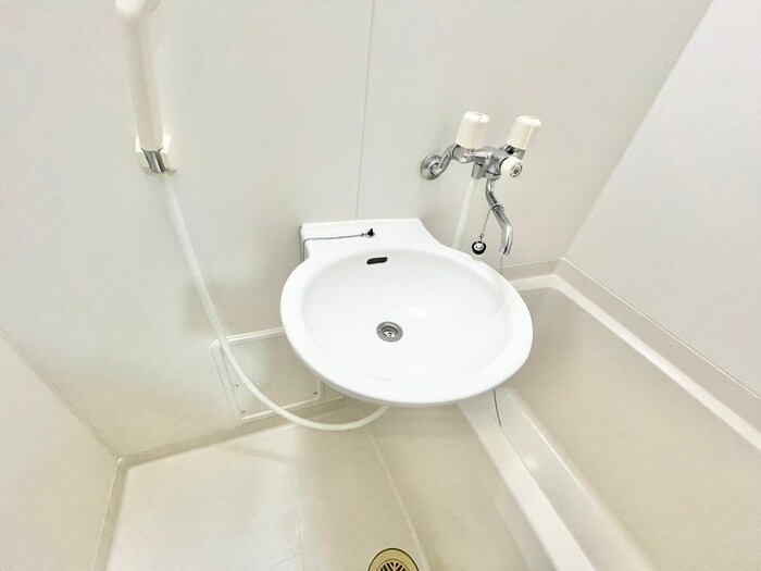 物件内観写真11　(洗面)