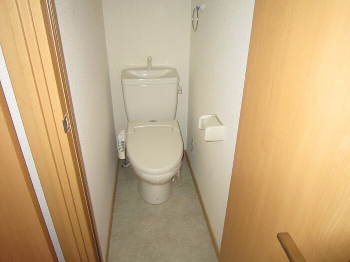 物件内観写真12　(トイレ)