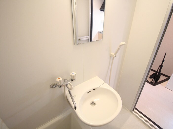 物件内観写真11　(洗面)