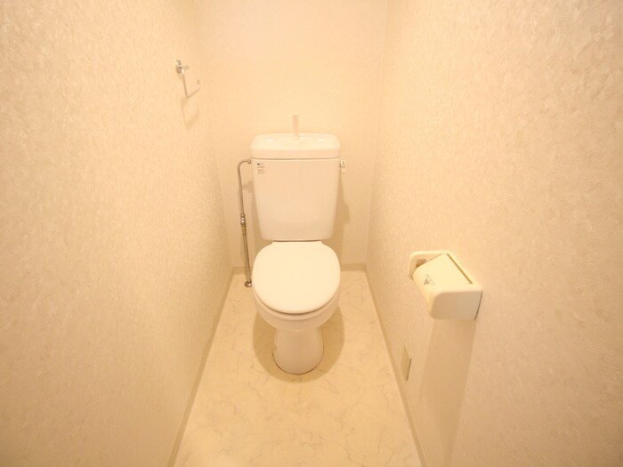 物件内観写真13　(トイレ)