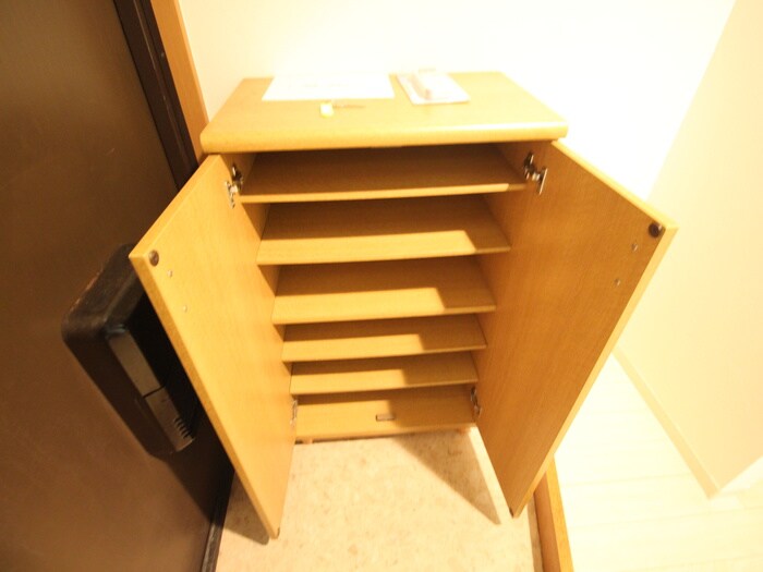 物件内観写真17　(靴箱)