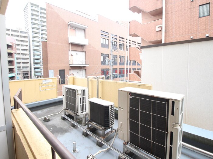 物件内観写真20　(室内からの展望)