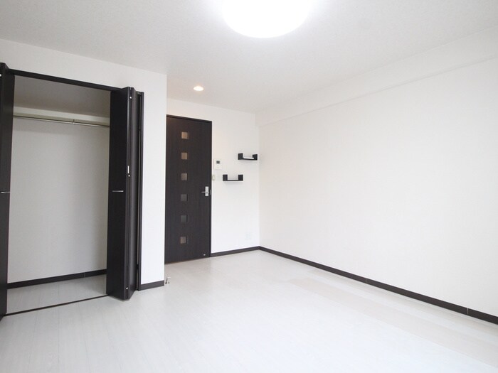 物件内観写真22　(居室)