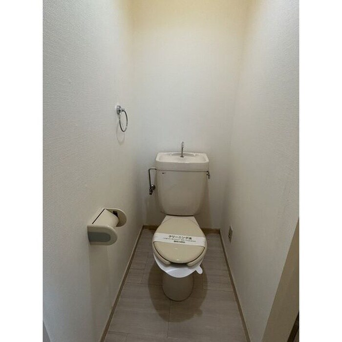 物件内観写真10　(トイレ)