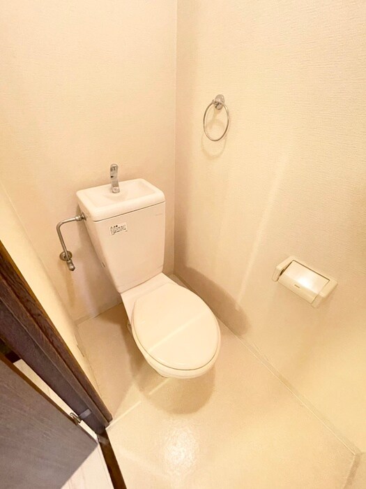 物件内観写真13　(トイレ)