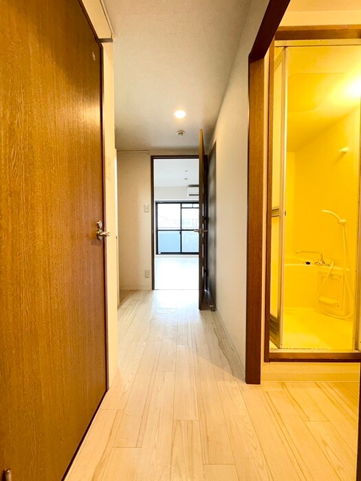 物件内観写真15　(廊下)