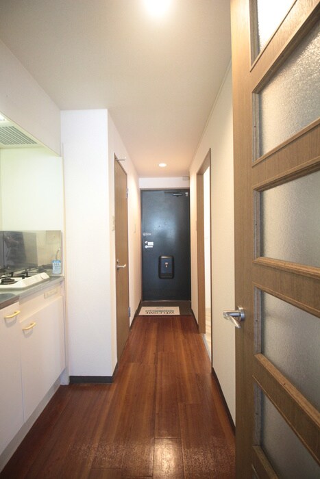 物件内観写真17　(廊下)