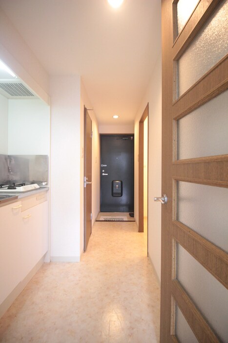 物件内観写真18　(廊下)
