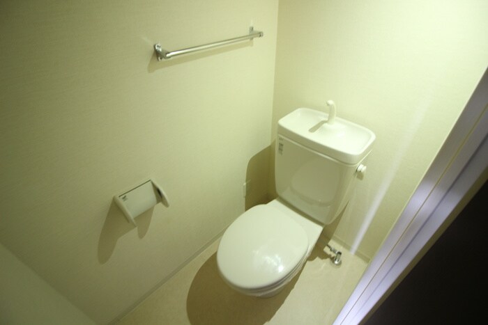 物件内観写真9　(トイレ)