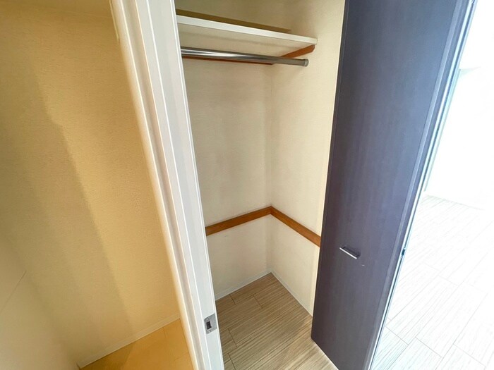物件内観写真13　(収納)