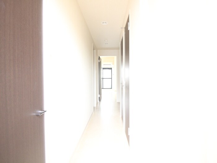 物件内観写真20　(廊下)