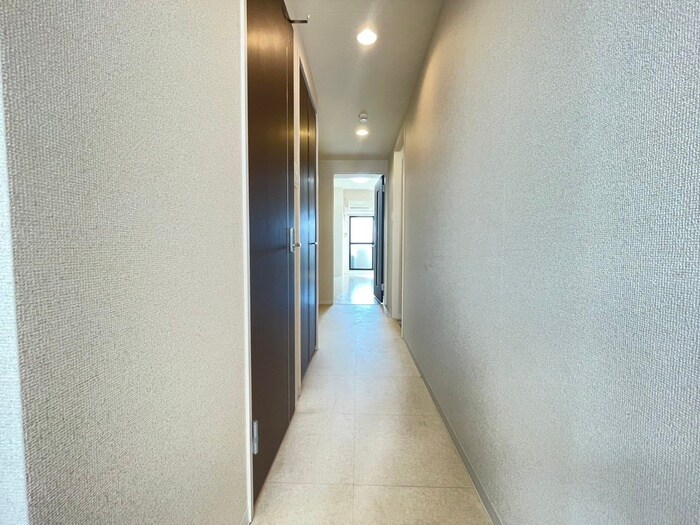 物件内観写真22　(廊下)