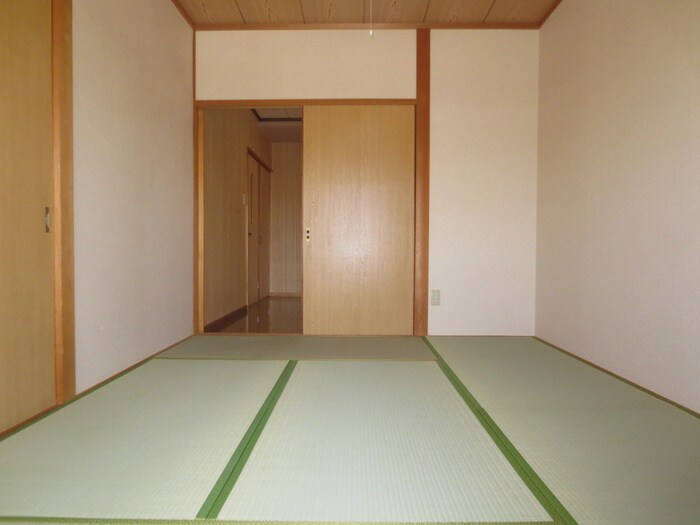 物件内観写真16　(居室)