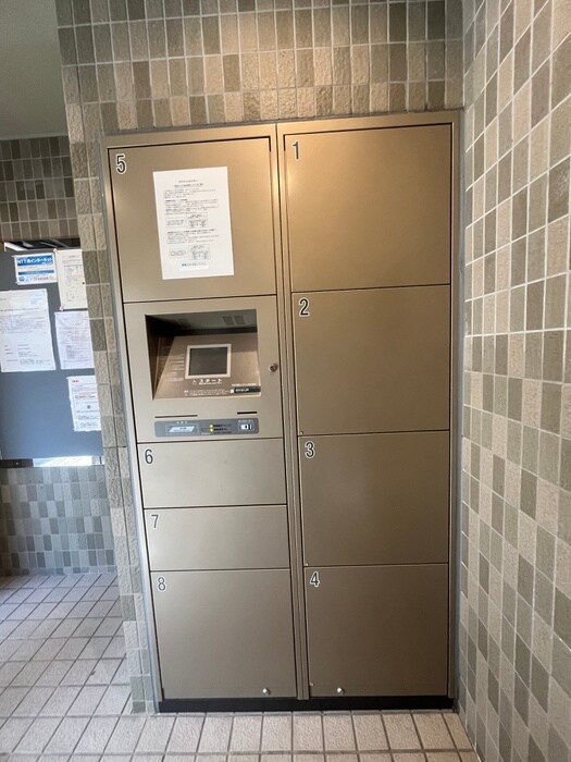 物件外観写真6　(建物設備)