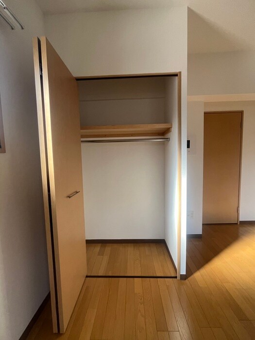 物件内観写真11　(収納)
