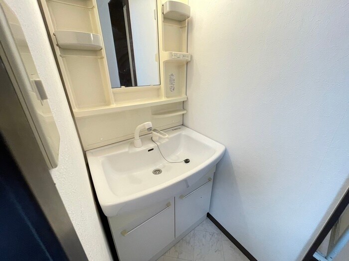 物件内観写真12　(洗面)