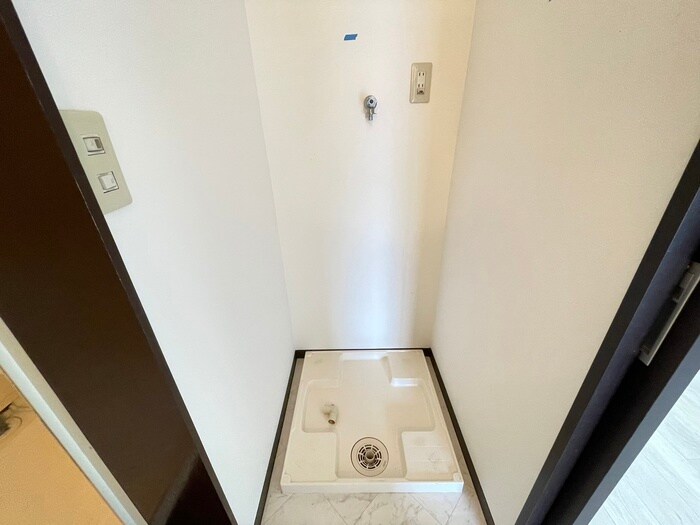 物件内観写真19　(洗濯機置場)