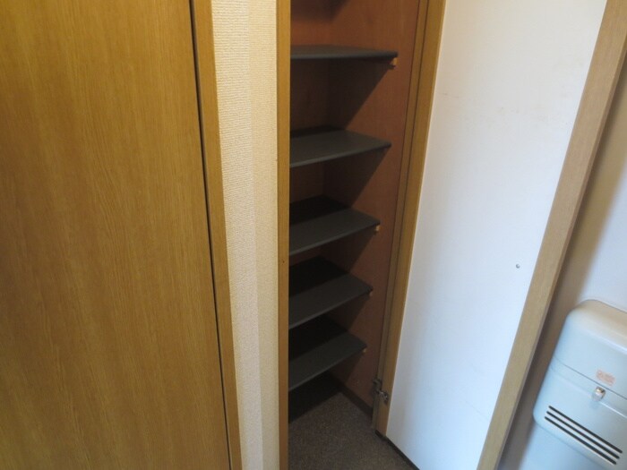 物件内観写真16　(靴箱)