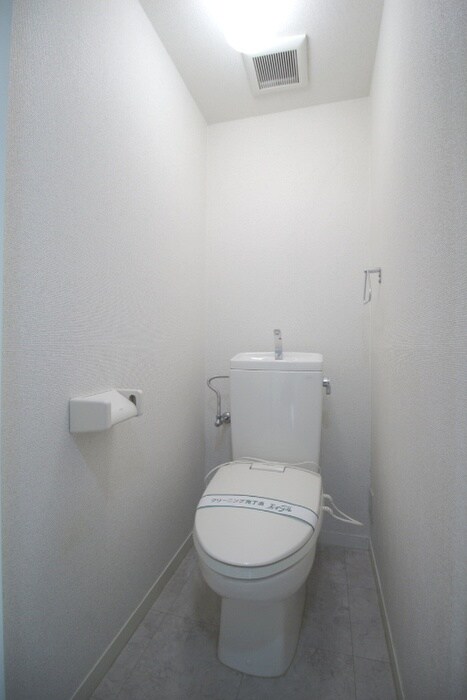 物件内観写真14　(トイレ)