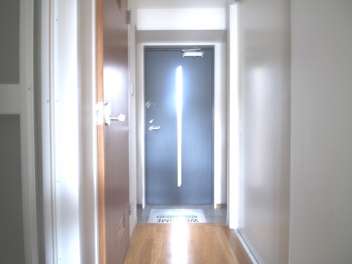 物件内観写真21　(廊下)