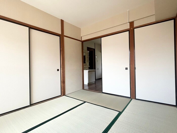 物件内観写真12　(居室)