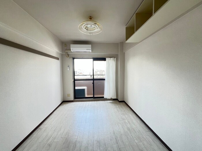 物件内観写真8　(居室)