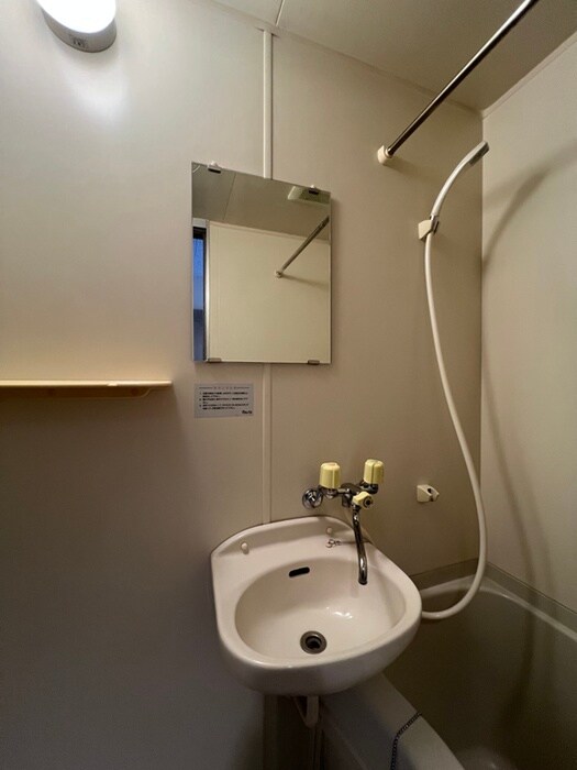 物件内観写真12　(洗面)