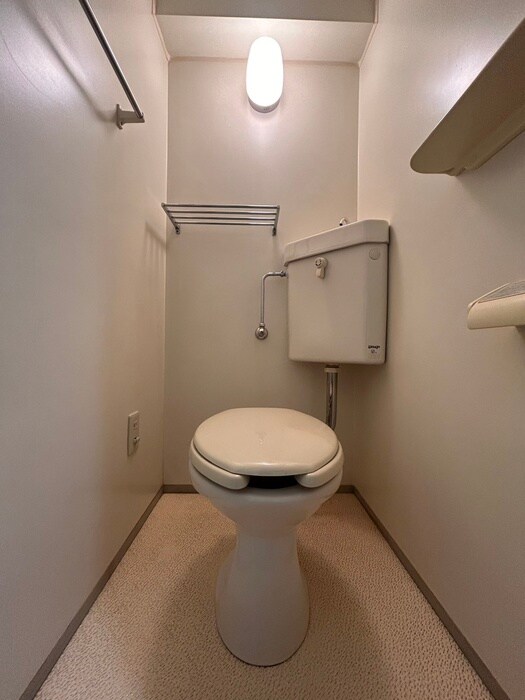 物件内観写真13　(トイレ)