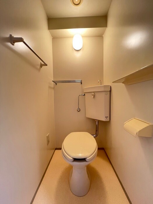 物件内観写真14　(トイレ)