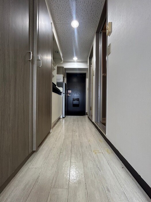 物件内観写真18　(廊下)
