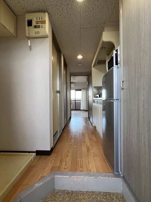 物件内観写真21　(廊下)