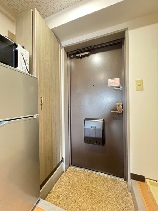 物件内観写真22　(玄関)