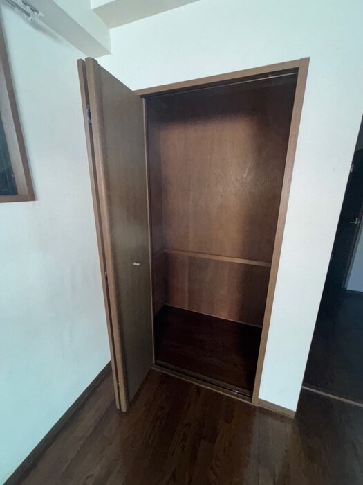 物件内観写真10　(収納)