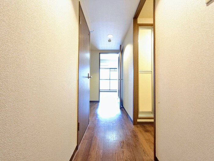 物件内観写真15　(廊下)