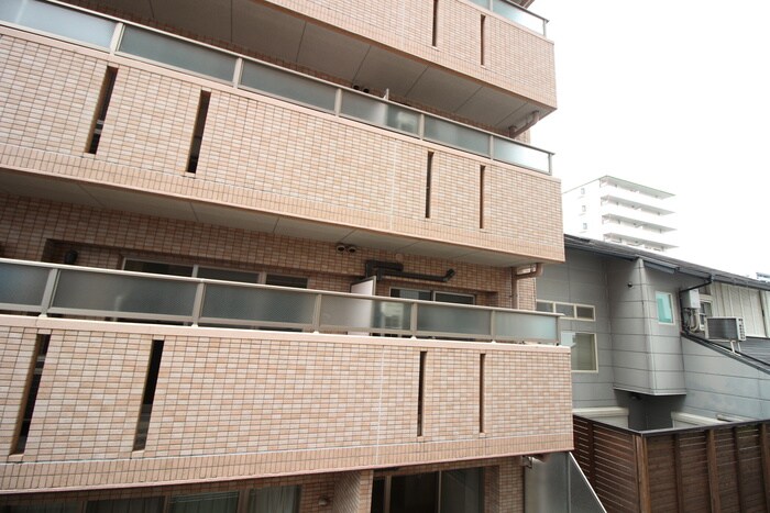 物件内観写真16　(室内からの展望)