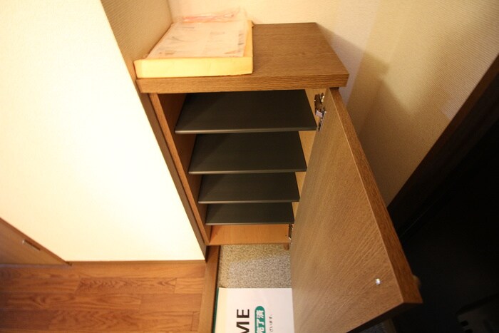 物件内観写真18　(靴箱)