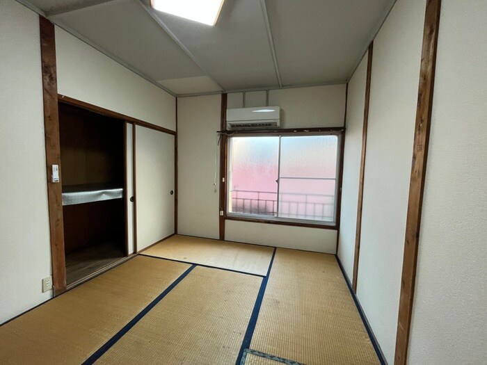 物件内観写真4　(居室)