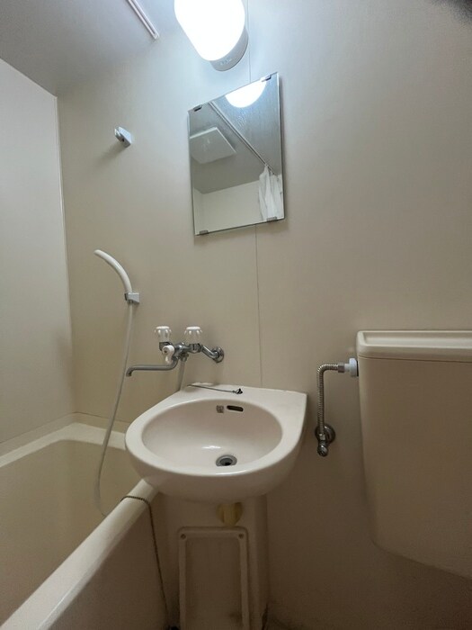 物件内観写真11　(洗面)