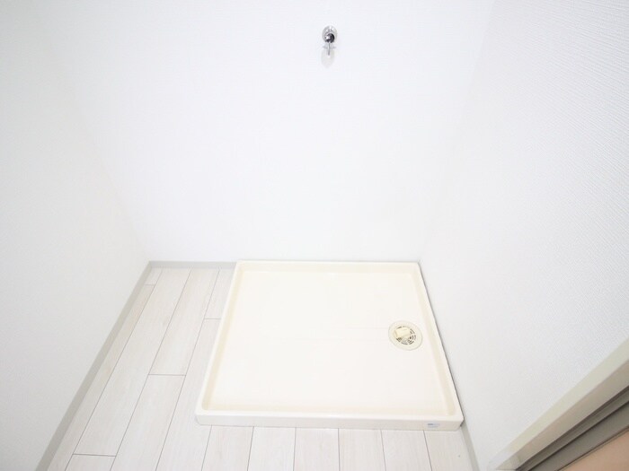 物件内観写真14　(洗濯機置場)