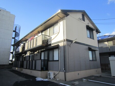 セジュール高畑A外観写真