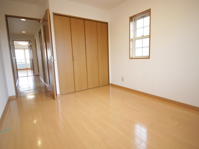 物件内観写真10　(収納)