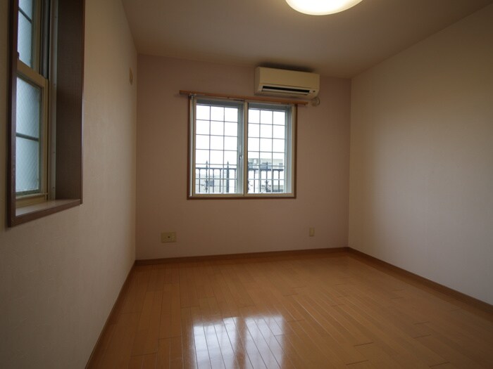 物件内観写真22　(居室)