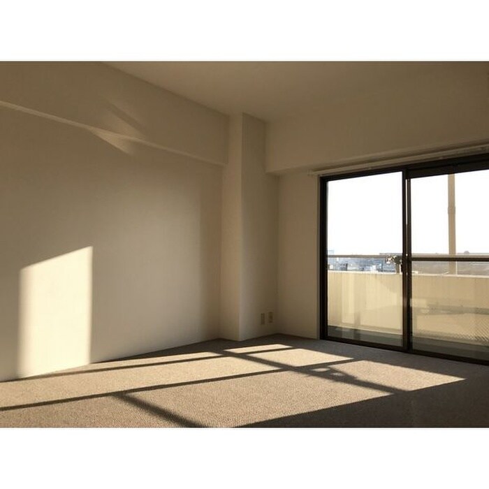 物件内観写真11　(居室)